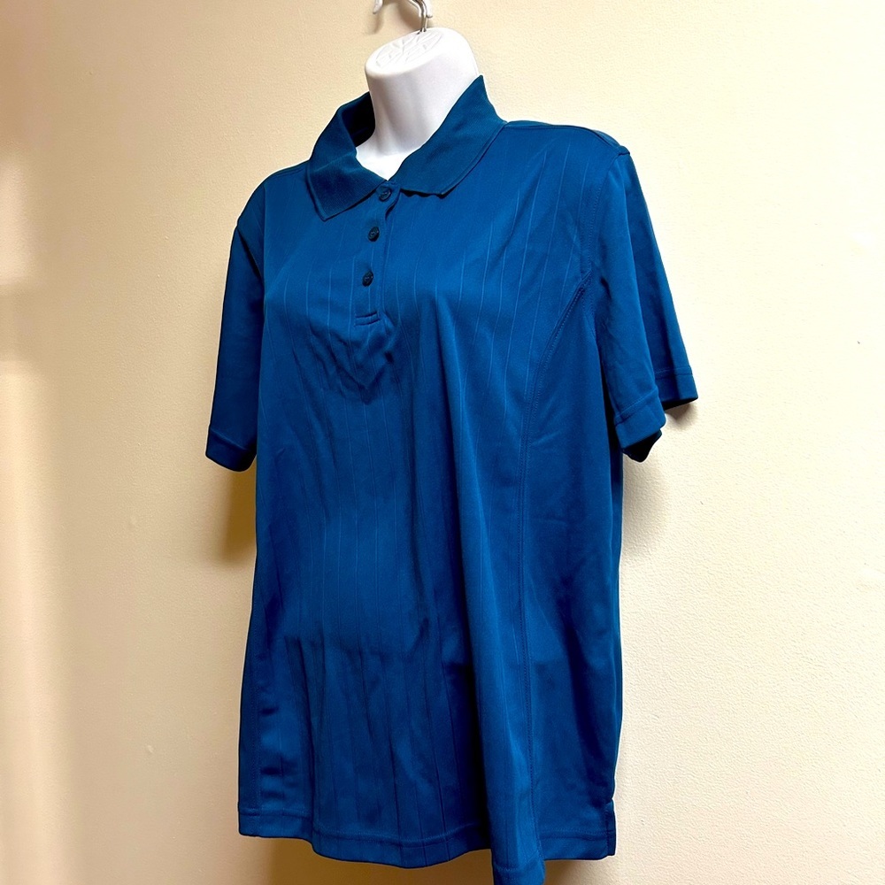 Ladies Blue Golf Top 💙